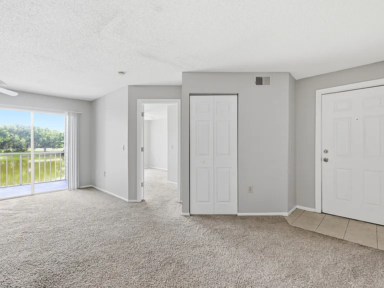 1229 Bermuda Lakes Ln #208 — Photo 5
