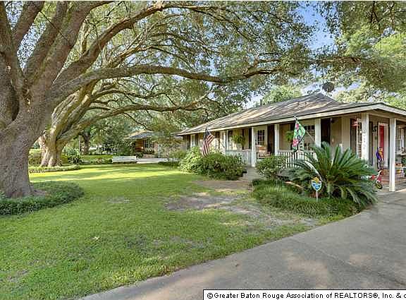 2nd image of 312 W Ardenwood Dr