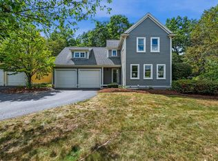28 Sullivan St, Lexington, MA 02420