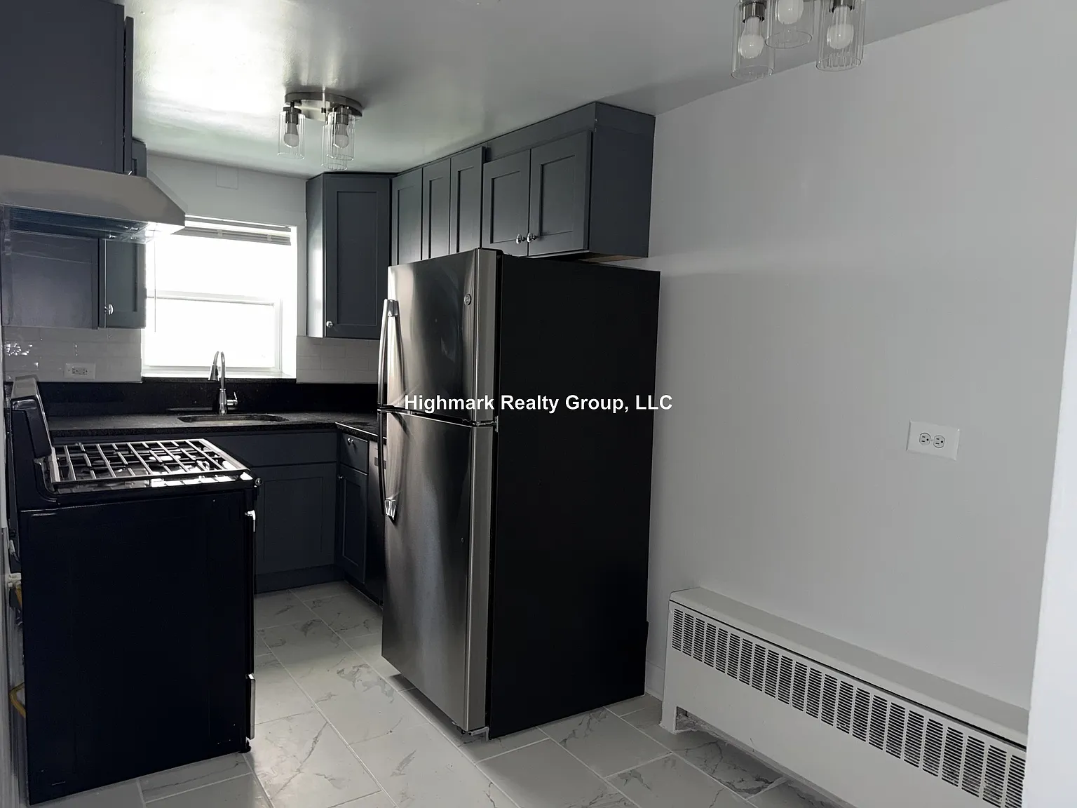 1 bed, 1.0 bath, $1,600 — Photo 4
