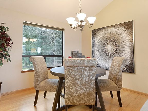 The formal dining room is right off the kitchen for easy access when entertaining and is also open to the living room. This is a great space for friends and family to gather!