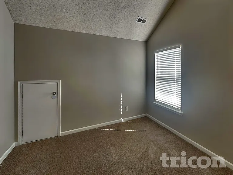 11011 Pointer Ridge Dr — Photo 11