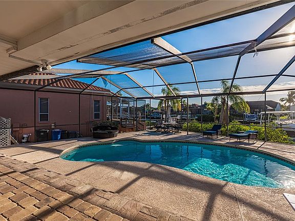 5th image of 930 Symphony Isles Blvd