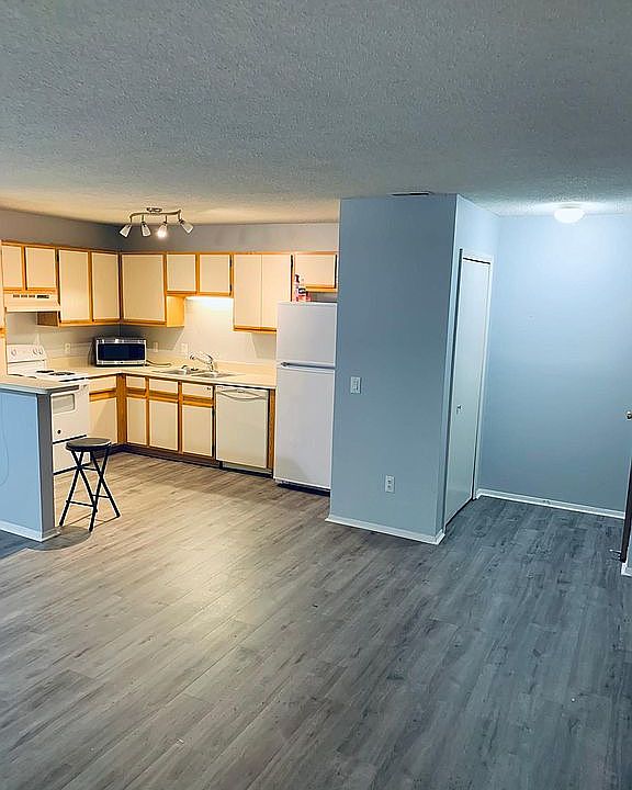 1st image of 15036 Island Dr