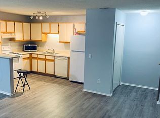 15036 Island Dr, Sterling Heights, MI