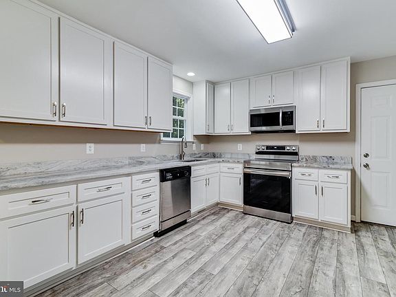 2nd image of 39065 New Market Turner Rd