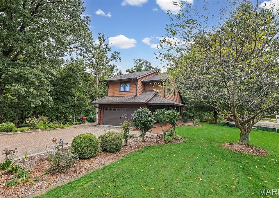 1st image of 2409 Winter Ln