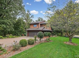 2409 Winter Ln, Godfrey, IL 62035