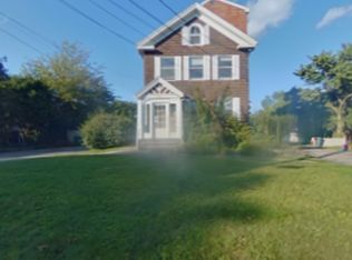 272 Nevada St #2, Newton, MA 02460