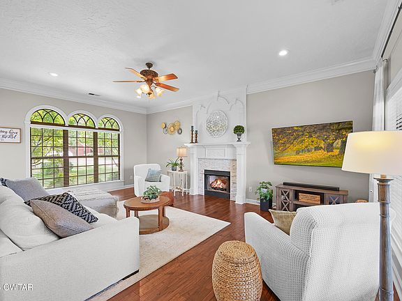 4th image of 104 King David Dr