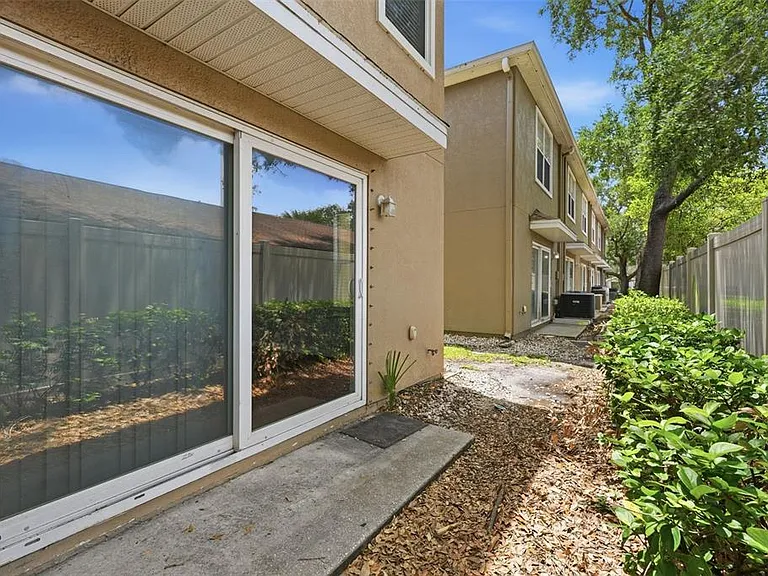 2505 Harn Blvd #1 — Photo 25