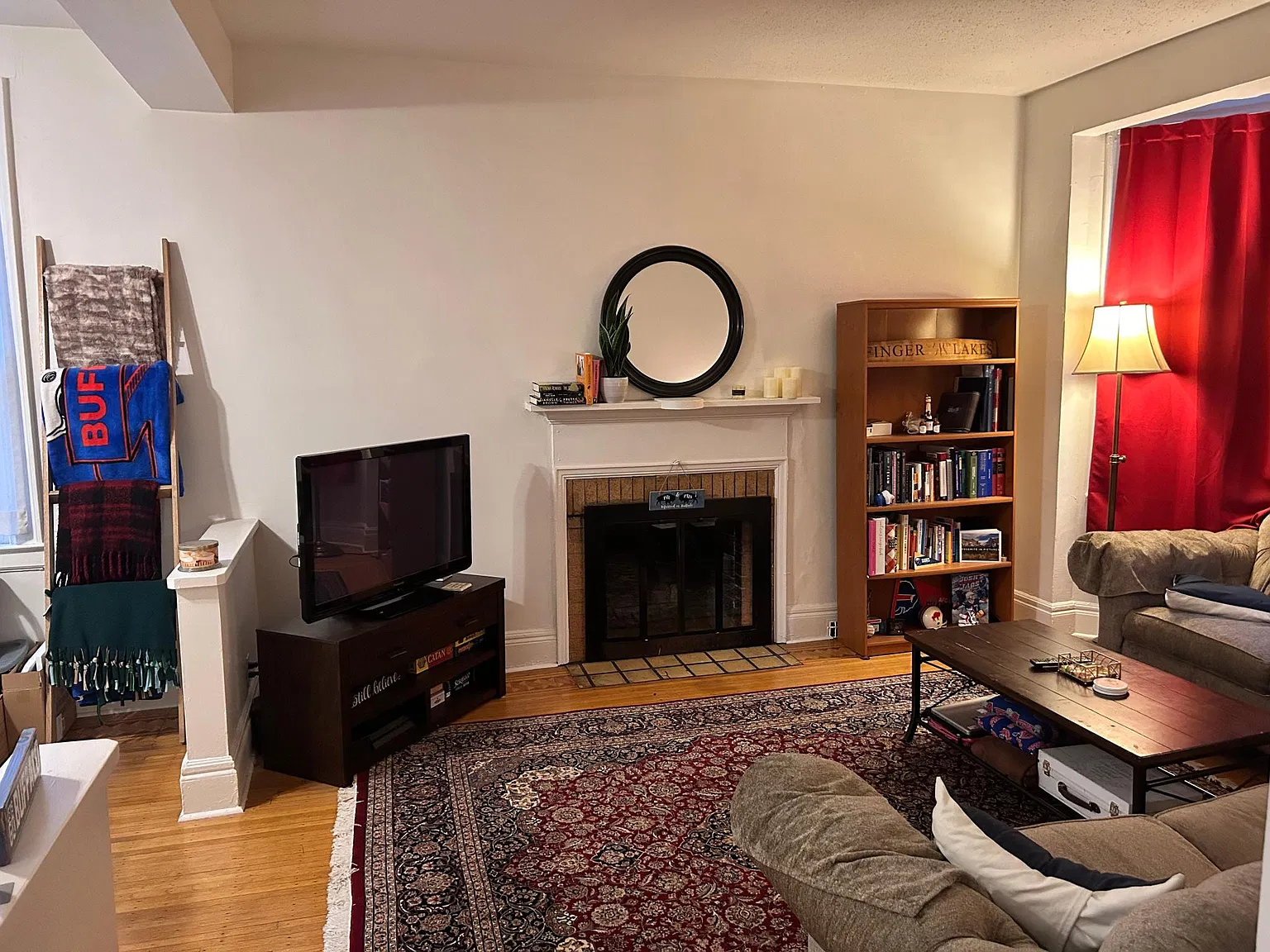 2 bed, 1000 sqft, $1,400 — Photo 2