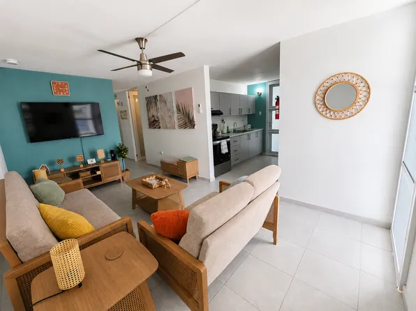 (undisclosed Address), Catano, PR 00962