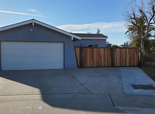 6079 N Marty Ave, Fresno, CA