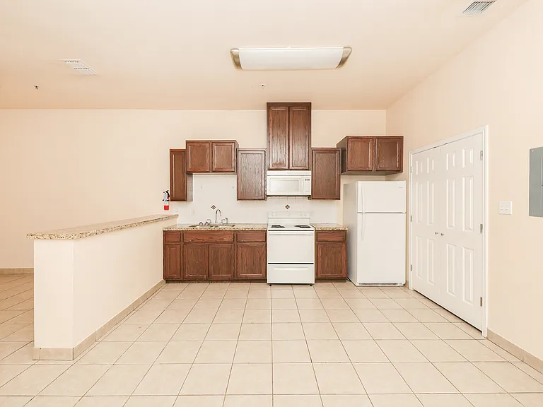 2119 S Ejido Ave — Photo 17