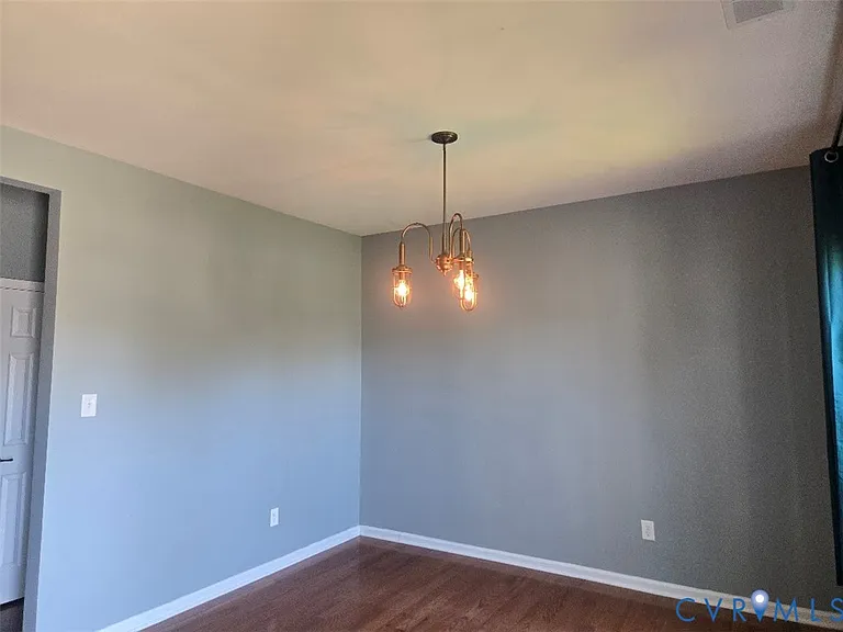 4801 Thornhurst St — Photo 2