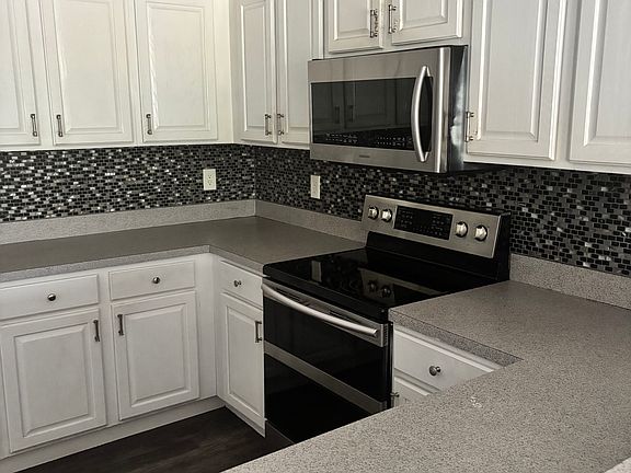 2nd image of 3205 E 11th Ave