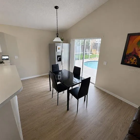 111 Sunridge Woods Ct — Photo 12