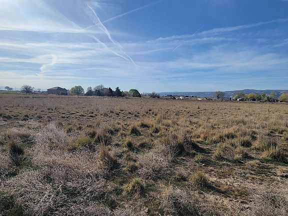 5th image of 1844 M Rd