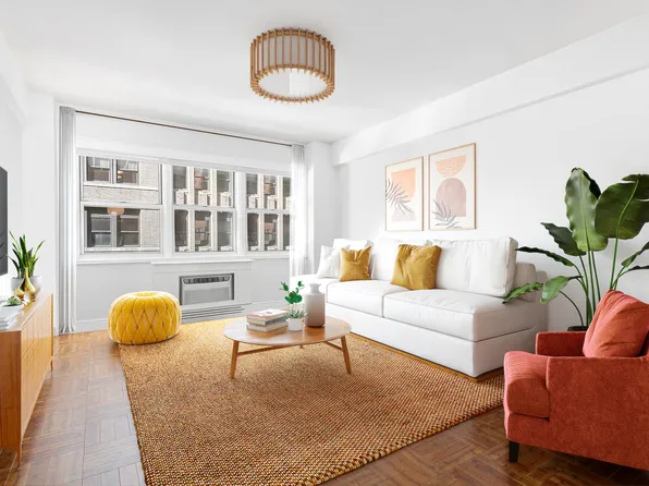 321 East 45th Street image 1 of 6