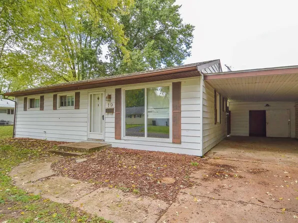 19 Lillian Dr, Belleville, IL 62226
