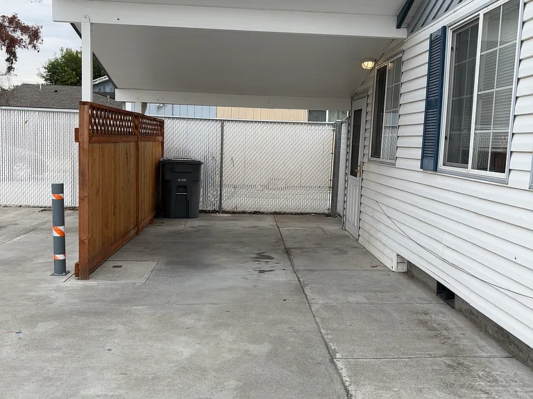 1805 Swift Blvd — Photo 1