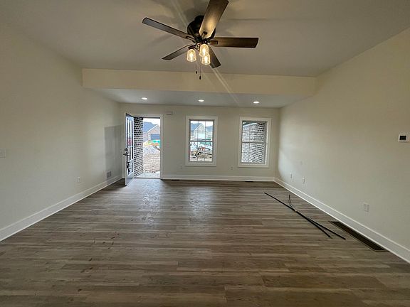 5th image of 5041 Bentwood Ct