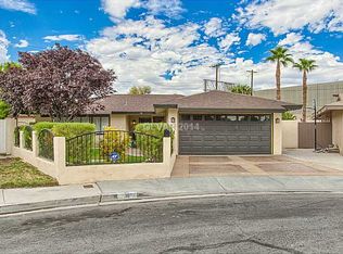 15 Jade Cir, Las Vegas, NV 89106