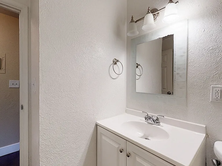 Aspen Terrace Apartments — Photo 8