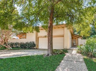 118 Fox Glen Cir, Irving, TX 75062