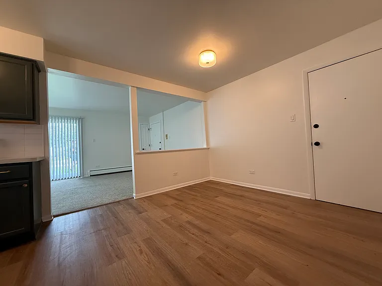7920 S 82nd Ave #1S — Photo 4