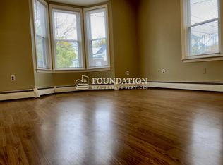 41 Gillooly Rd #A1, Chelsea, MA 02150