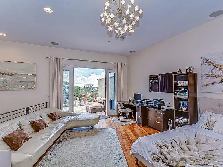 4907 Bayshore Blvd — Photo 25