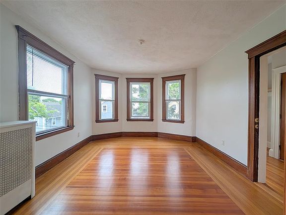 3rd image of 16 Montgomery St #3A
