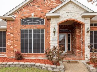 8413 Commodore Dr, Rowlett, TX 75088