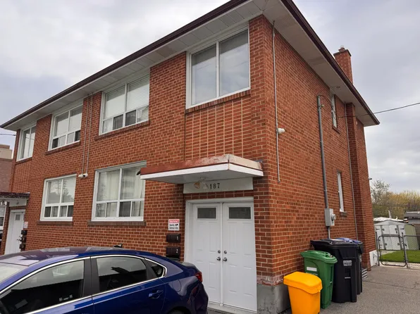 187 Vodden St E Unit 1, Brampton, ON L6V 1M9