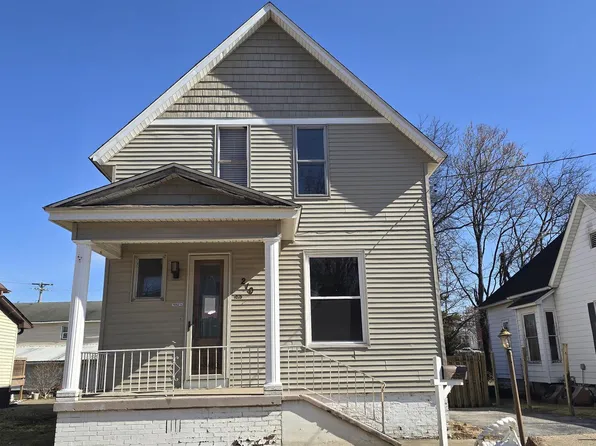 210 N Jackson St, Harrisburg, IL 62946