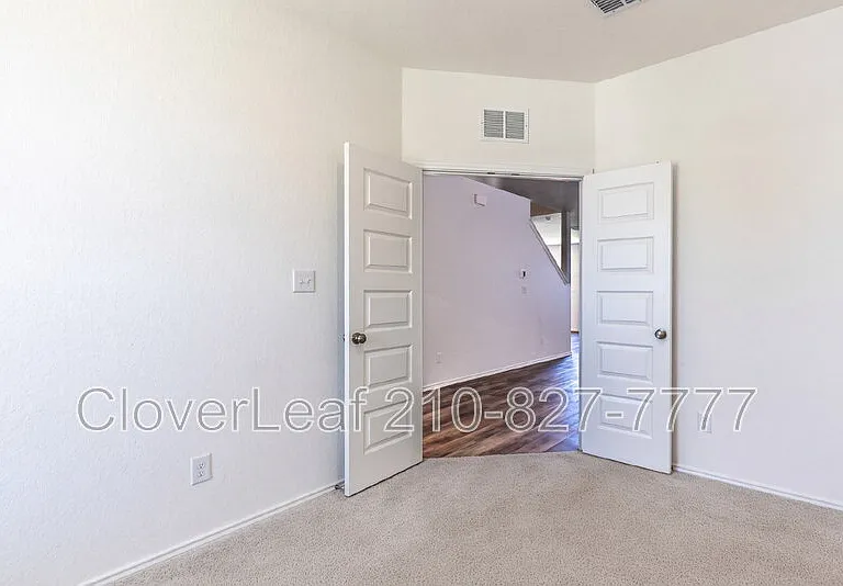 165 Acorn Cir — Photo 8
