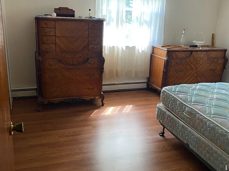 313 Barbados Dr N — Photo 2