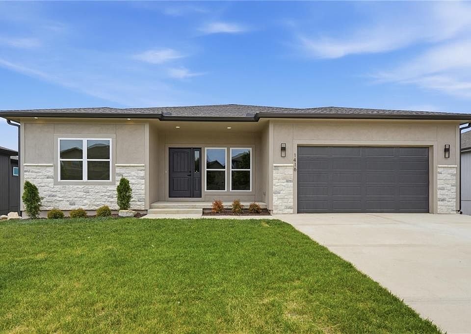 1st image of 1416 NE Earnest Way