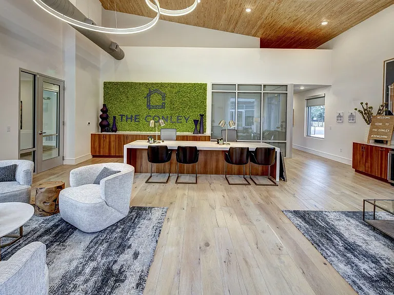 The Conley — Photo 24