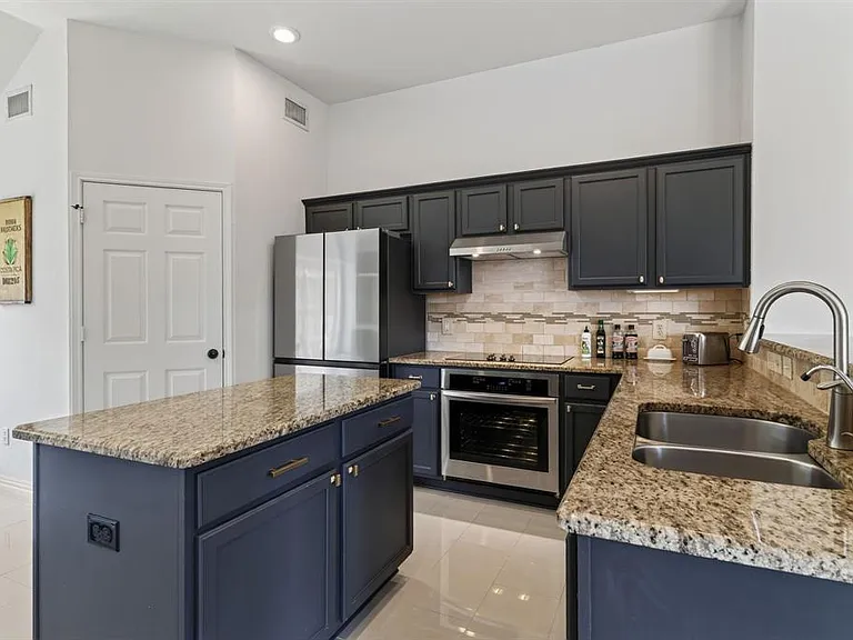 9383 Homestead Ln — Photo 9