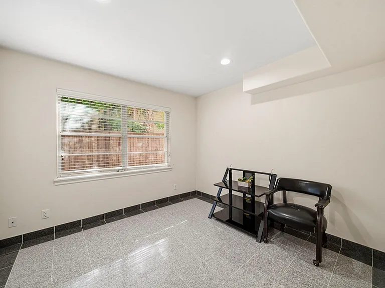 11730 Denise Dr — Photo 21