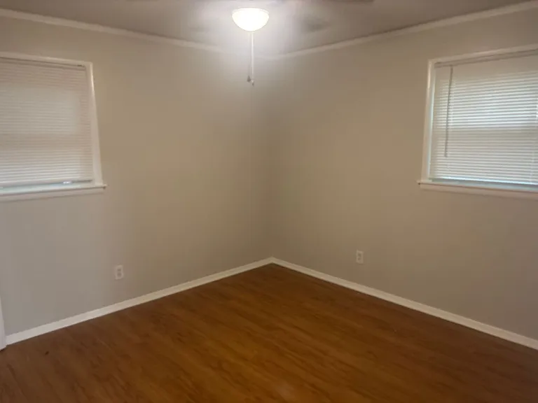 3323 Bedford Ln — Photo 7