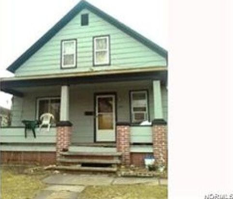2nd image of 1685 E 32nd St