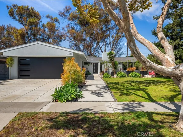 12391 Martha Ann Dr, Los Alamitos, CA 90720