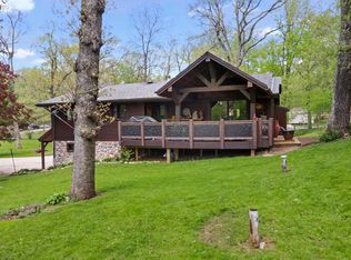 N7236 Cane Dr, Elkhorn, WI 53121
