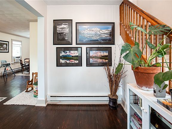 4th image of 105 Robie St