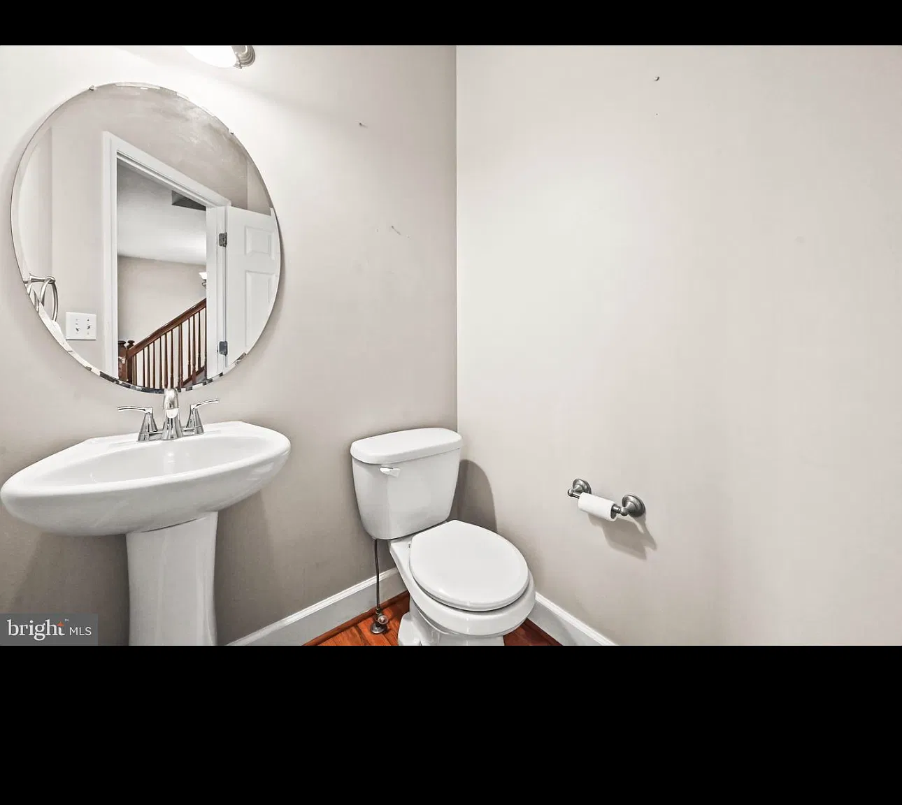 4 bed, 2.5 bath, 2246 sqft, $3,000 — Photo 1