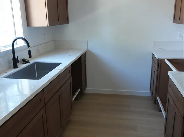 681 N Glassell St, Orange, CA 92867